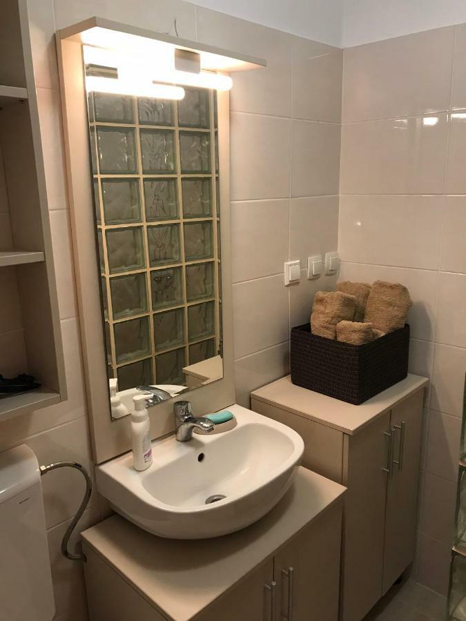 Idefix Apartment Cluj-Napoca Exteriör bild